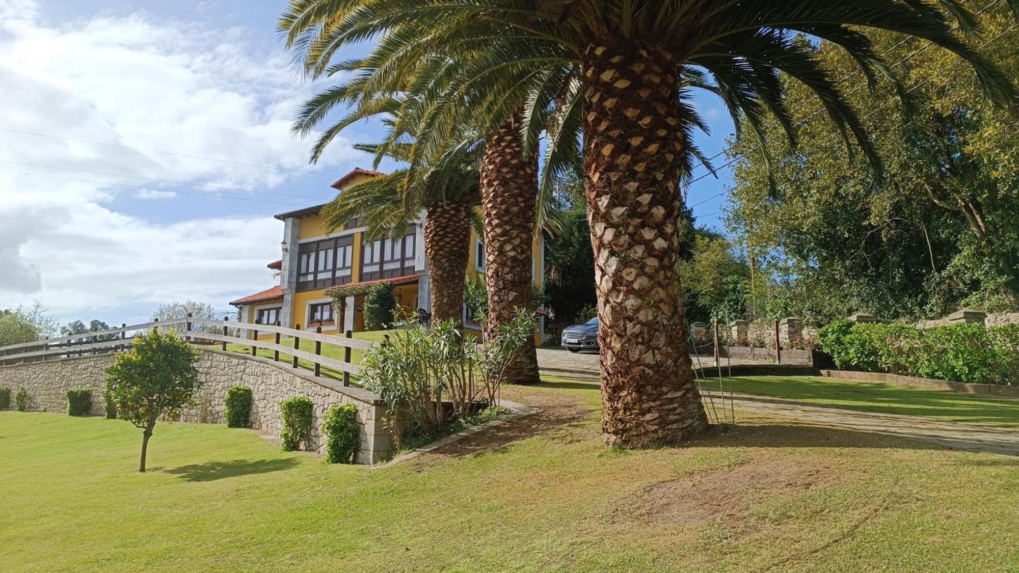 El Corral Del Acebo Pensionat Nueva De Llanes Eksteriør billede