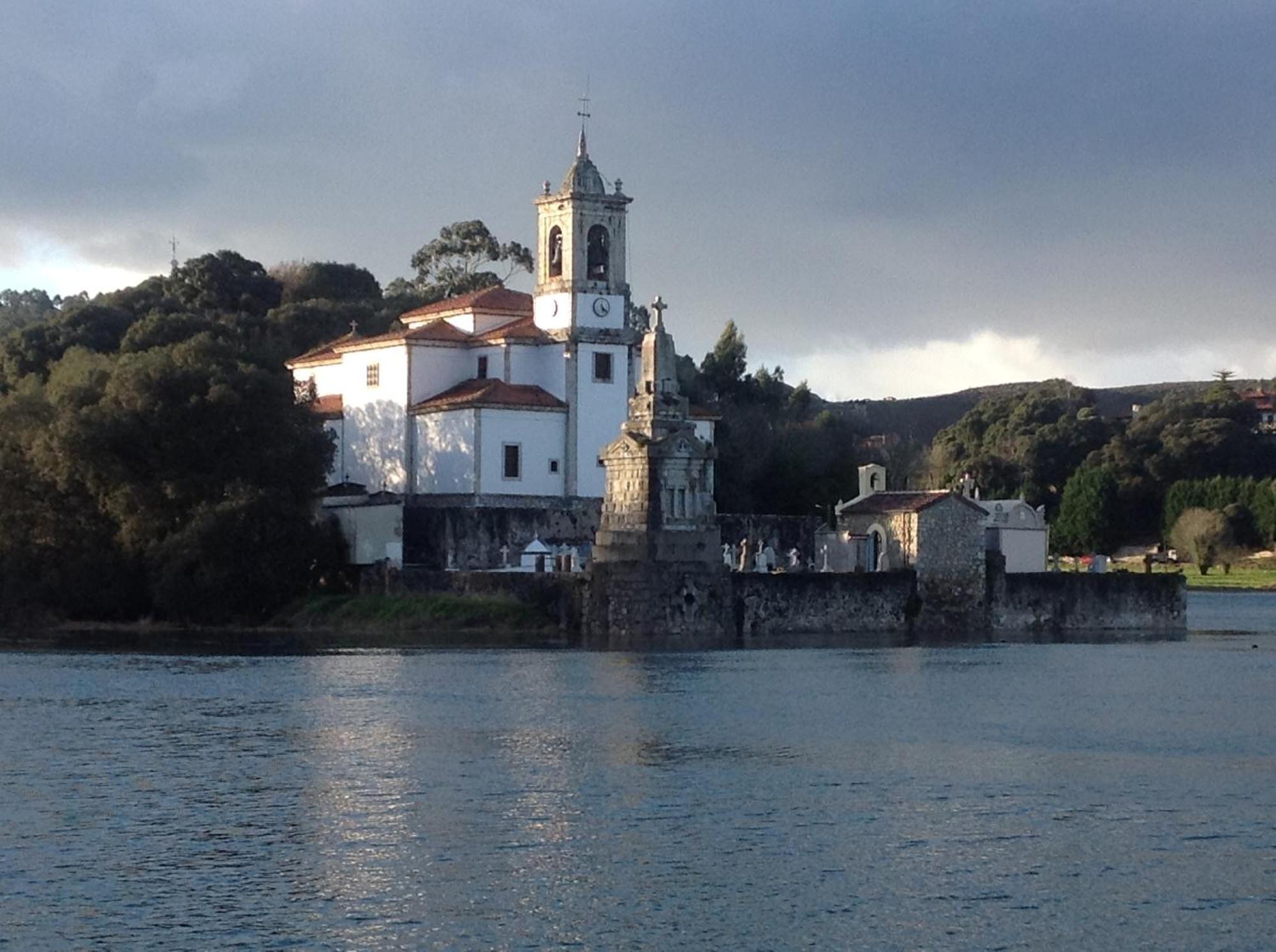 El Corral Del Acebo Pensionat Nueva De Llanes Eksteriør billede